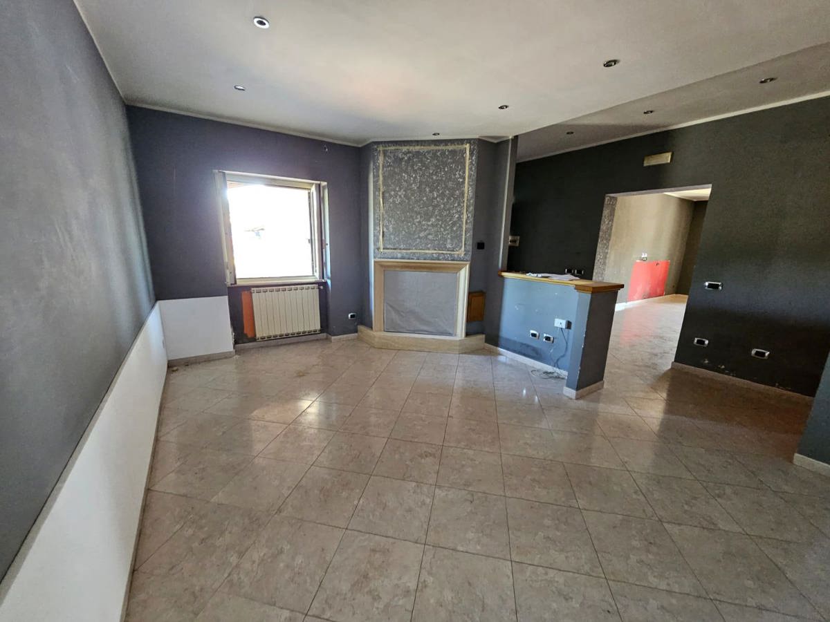 Foto 1 di 11 - Appartamento in vendita a Alatri