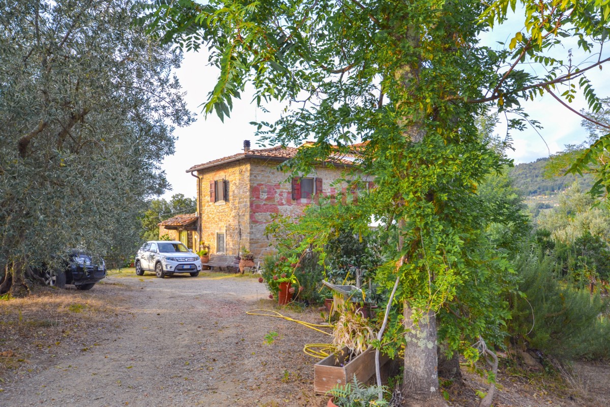 Foto 2 di 50 - Appartamento in vendita a Bagno A Ripoli