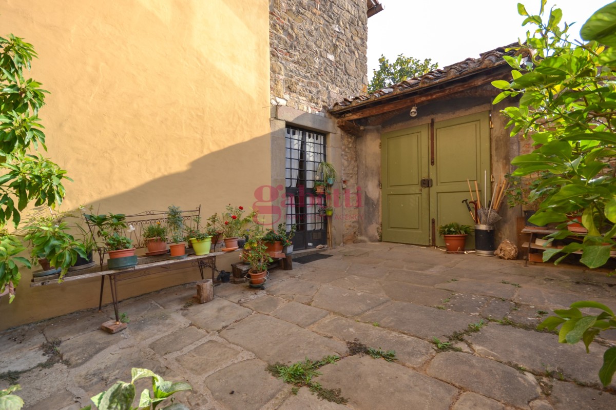 Foto 9 di 50 - Appartamento in vendita a Bagno A Ripoli