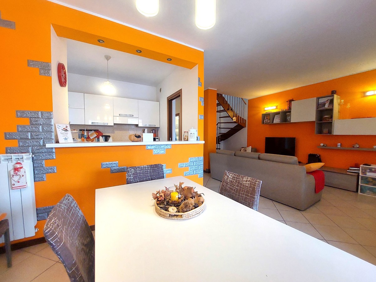 Foto 1 di 22 - Appartamento in vendita a Albano Laziale