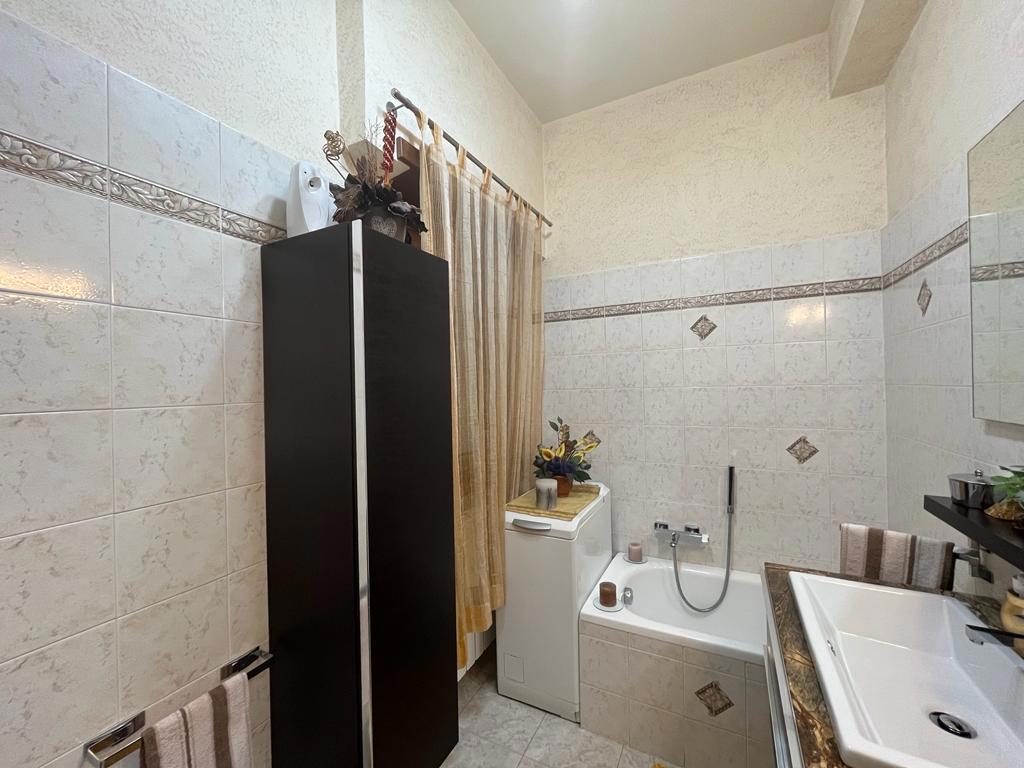 Foto 26 di 32 - Appartamento in vendita a Roma