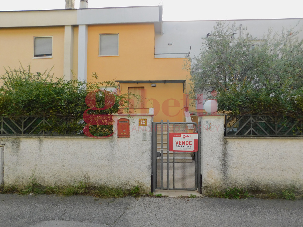 Foto 23 di 27 - Villa a schiera in vendita a Venafro