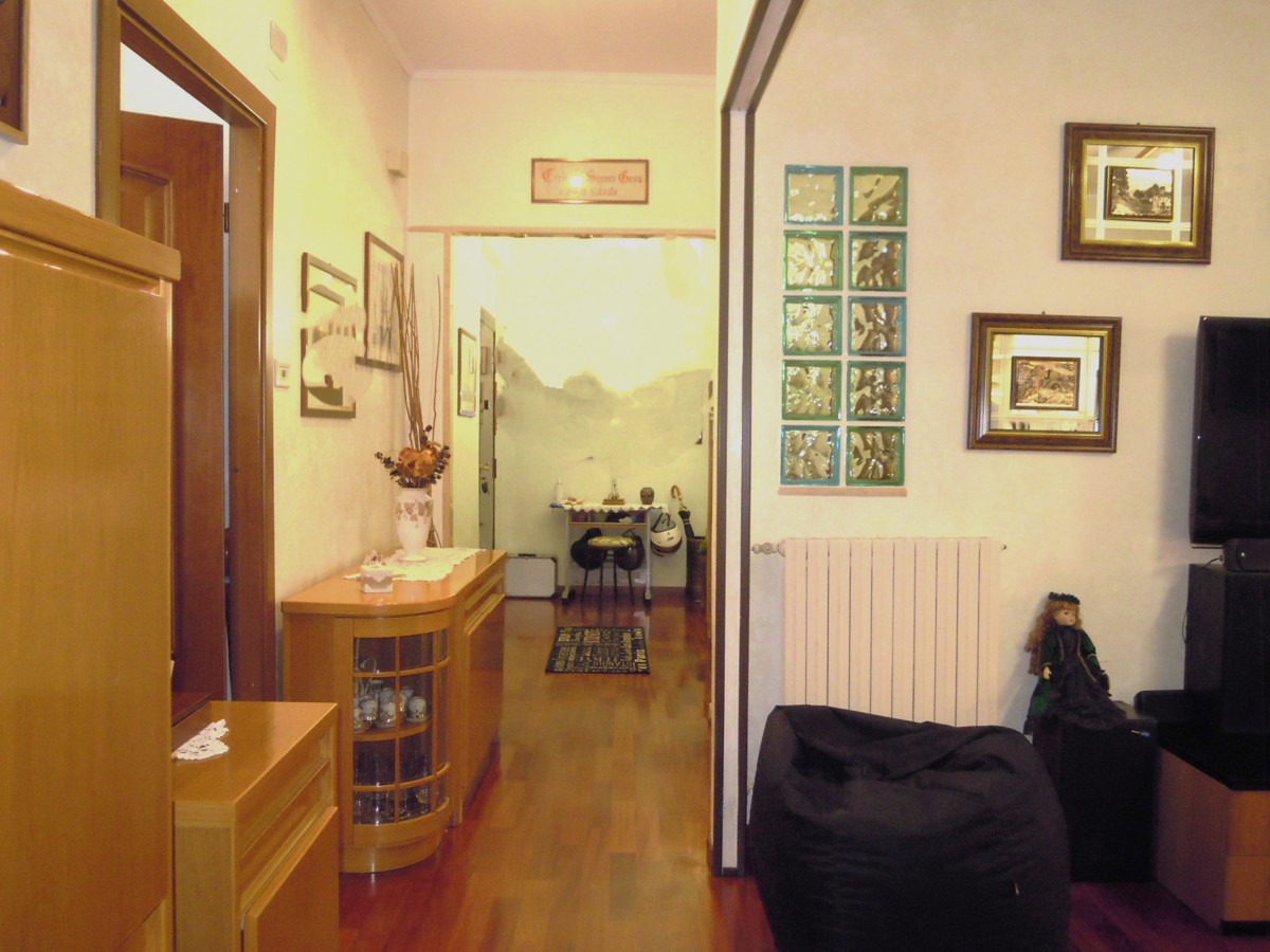 Foto 19 di 45 - Appartamento in vendita a Roma