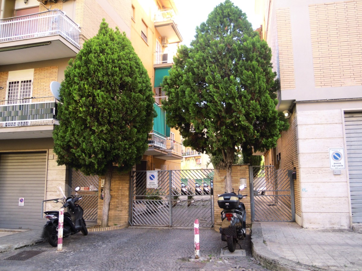 Foto 2 di 45 - Appartamento in vendita a Roma