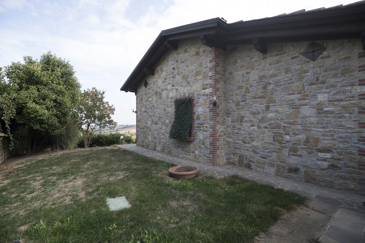 Foto 4 di 18 - Villa in vendita a Gazzola