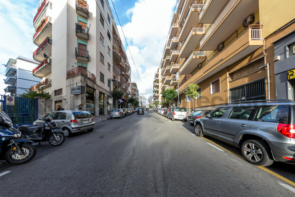 Foto 1 di 26 - Appartamento in vendita a Portici