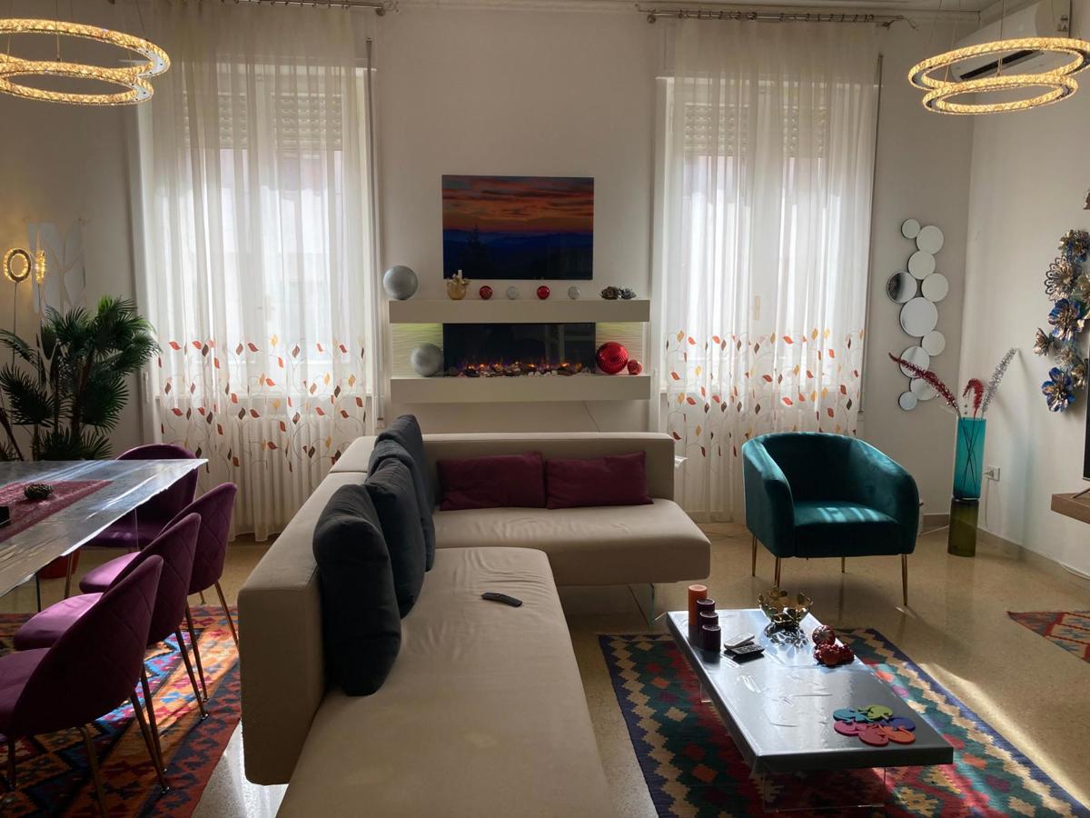 Foto 2 di 16 - Appartamento in affitto a Brindisi
