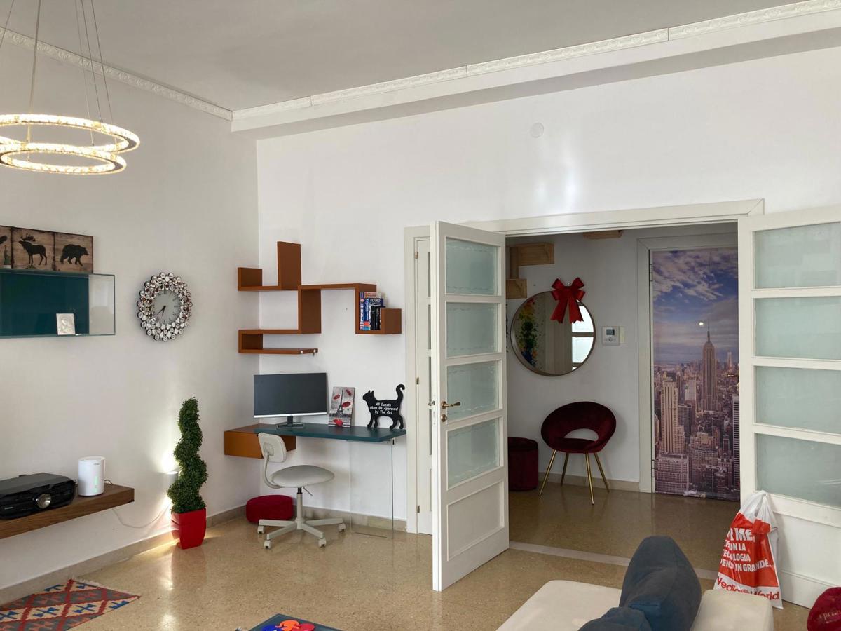 Foto 1 di 16 - Appartamento in affitto a Brindisi