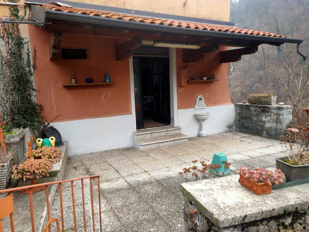 Foto 1 di 19 - Appartamento in vendita a Caslino d'Erba