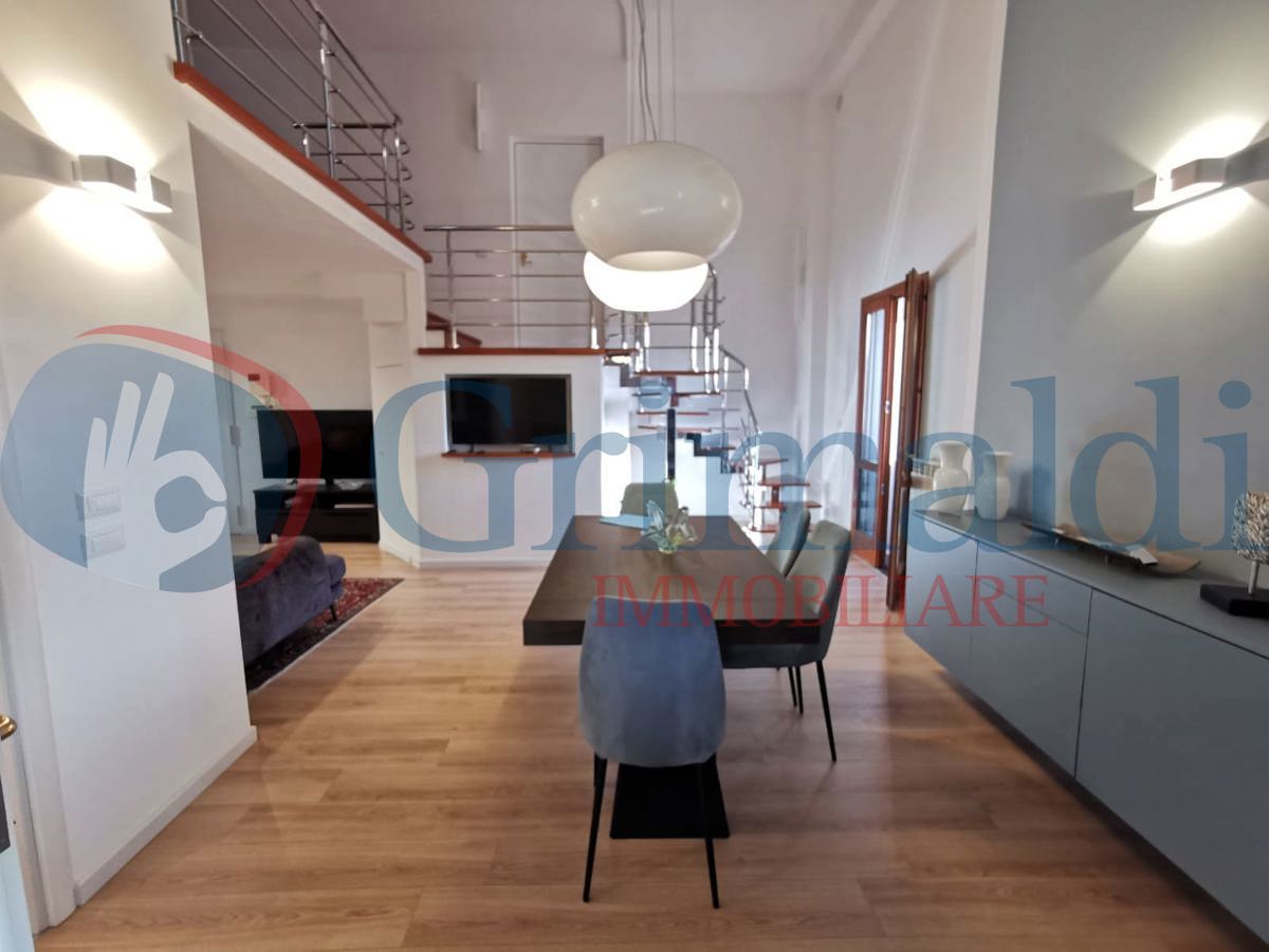 Foto 24 di 49 - Appartamento in vendita a Pozzuoli