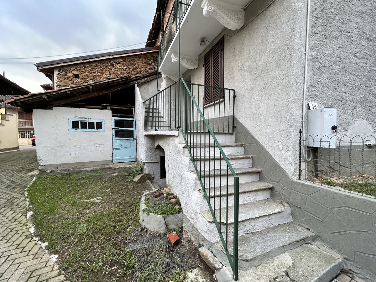 Foto 3 di 24 - Casa indipendente in vendita a Val della Torre