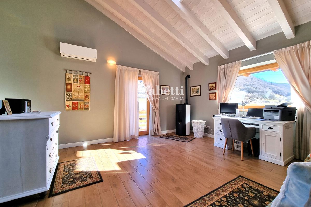Foto 21 di 33 - Appartamento in vendita a Riva del Garda