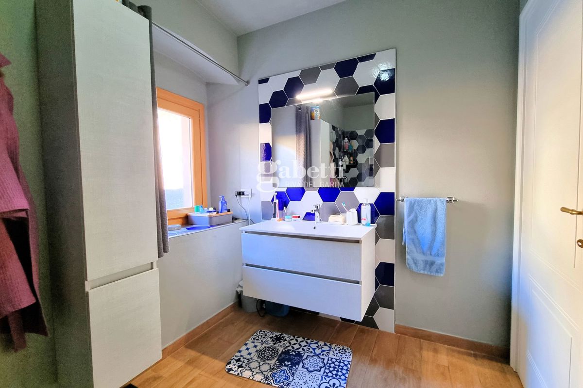 Foto 5 di 33 - Appartamento in vendita a Riva del Garda