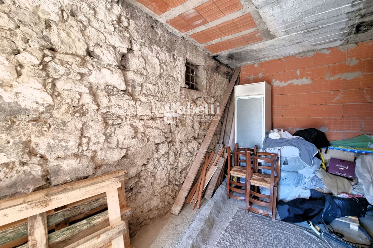 Foto 28 di 33 - Appartamento in vendita a Riva del Garda