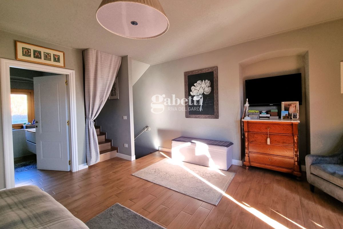 Foto 9 di 33 - Appartamento in vendita a Riva del Garda