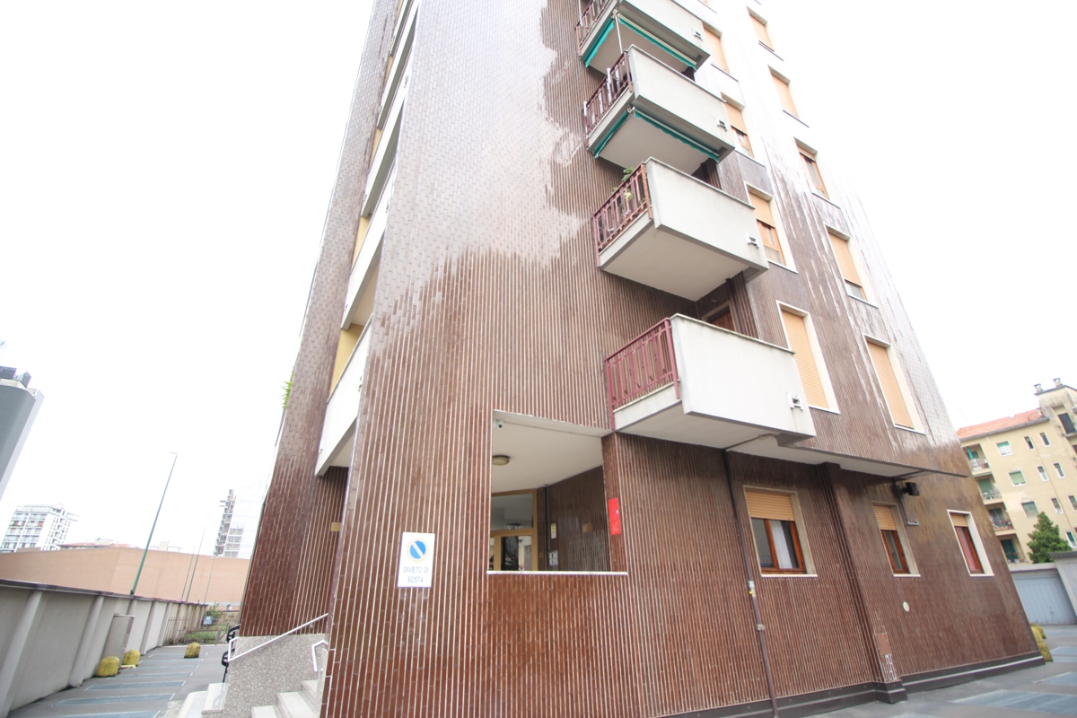 Foto 3 di 25 - Appartamento in vendita a Sesto San Giovanni