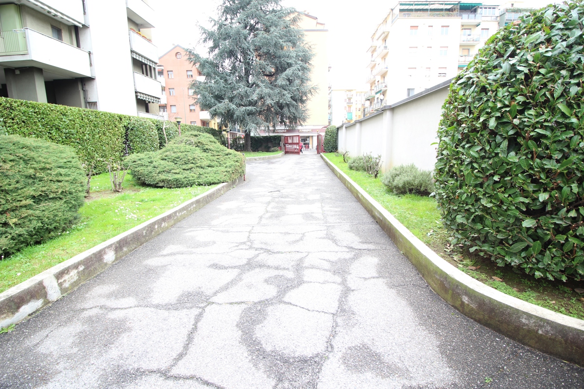 Foto 4 di 25 - Appartamento in vendita a Sesto San Giovanni