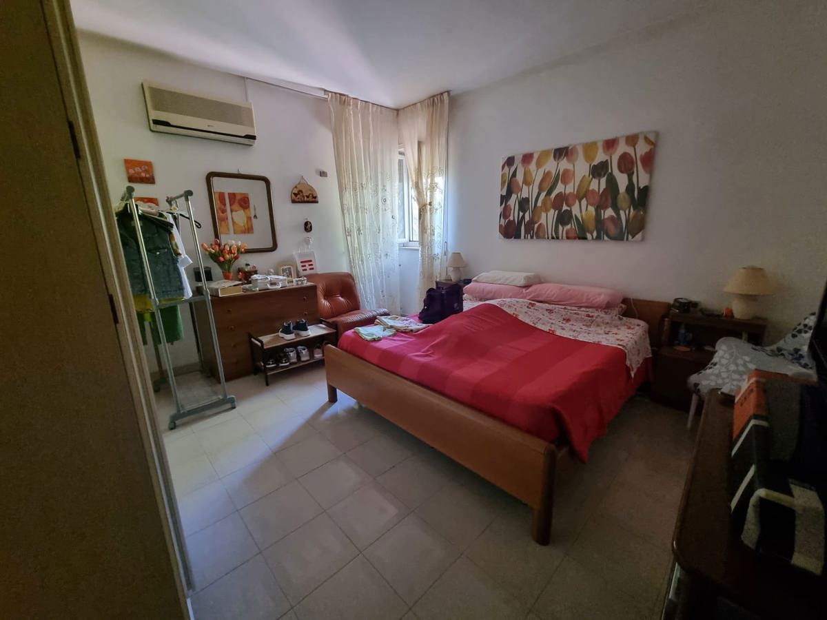 Foto 3 di 21 - Appartamento in vendita a Taranto