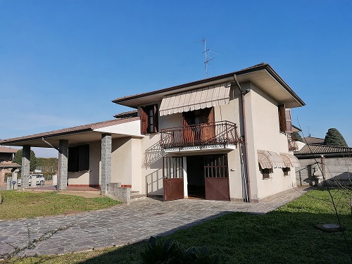 Foto 3 di 17 - Villa a schiera in vendita a Spino d'Adda