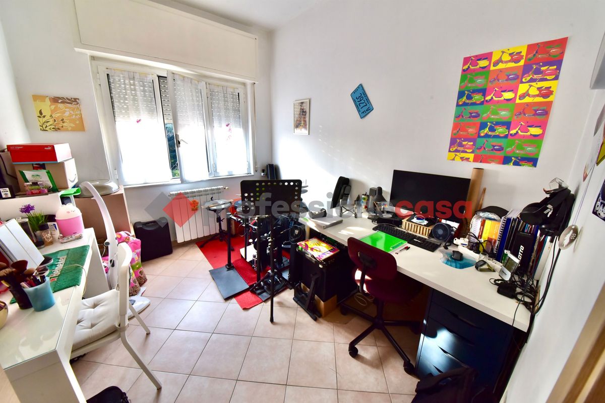 Foto 9 di 16 - Appartamento in vendita a Paderno Dugnano