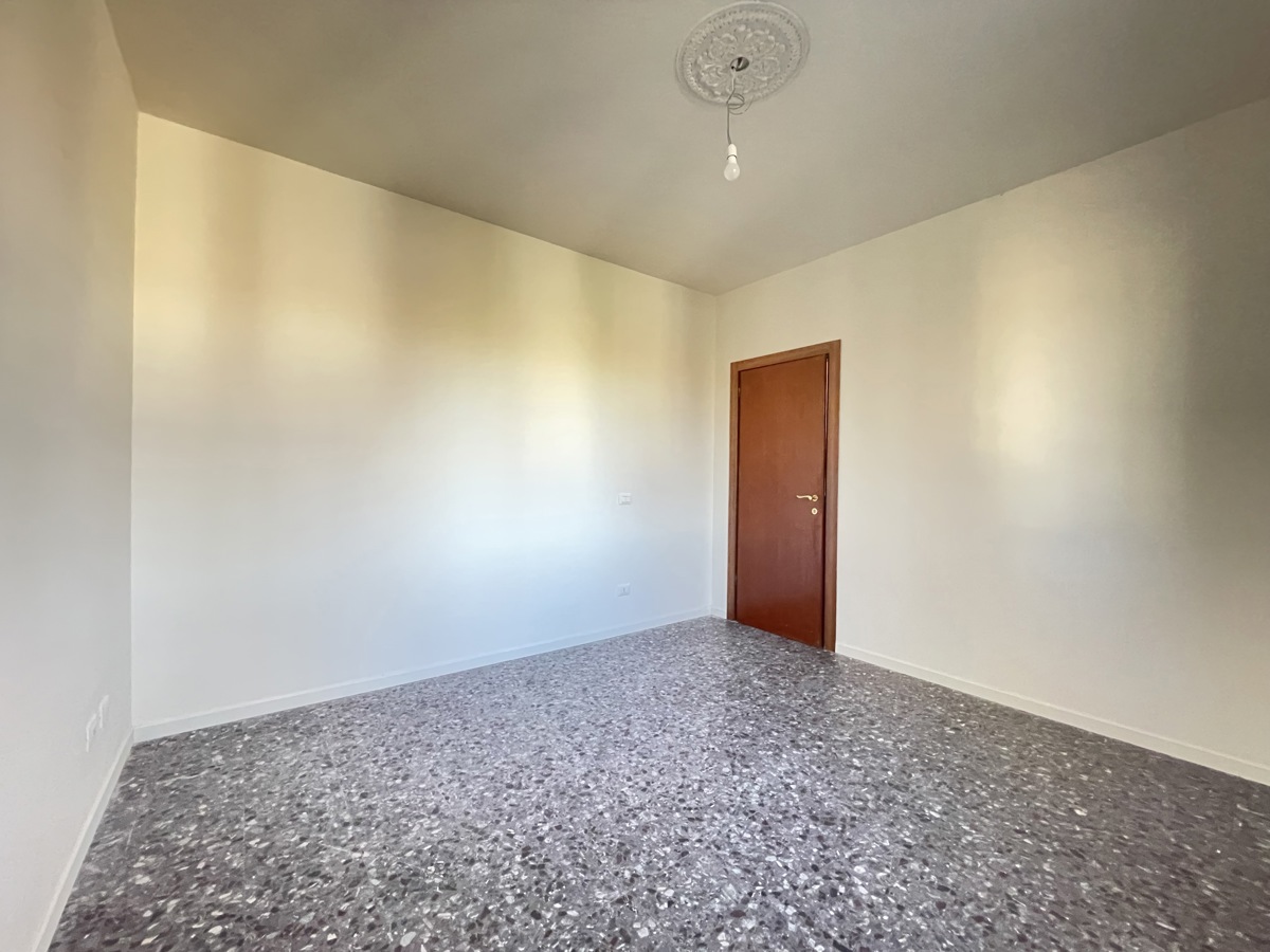 Foto 8 di 13 - Casa indipendente in vendita a Novi di Modena