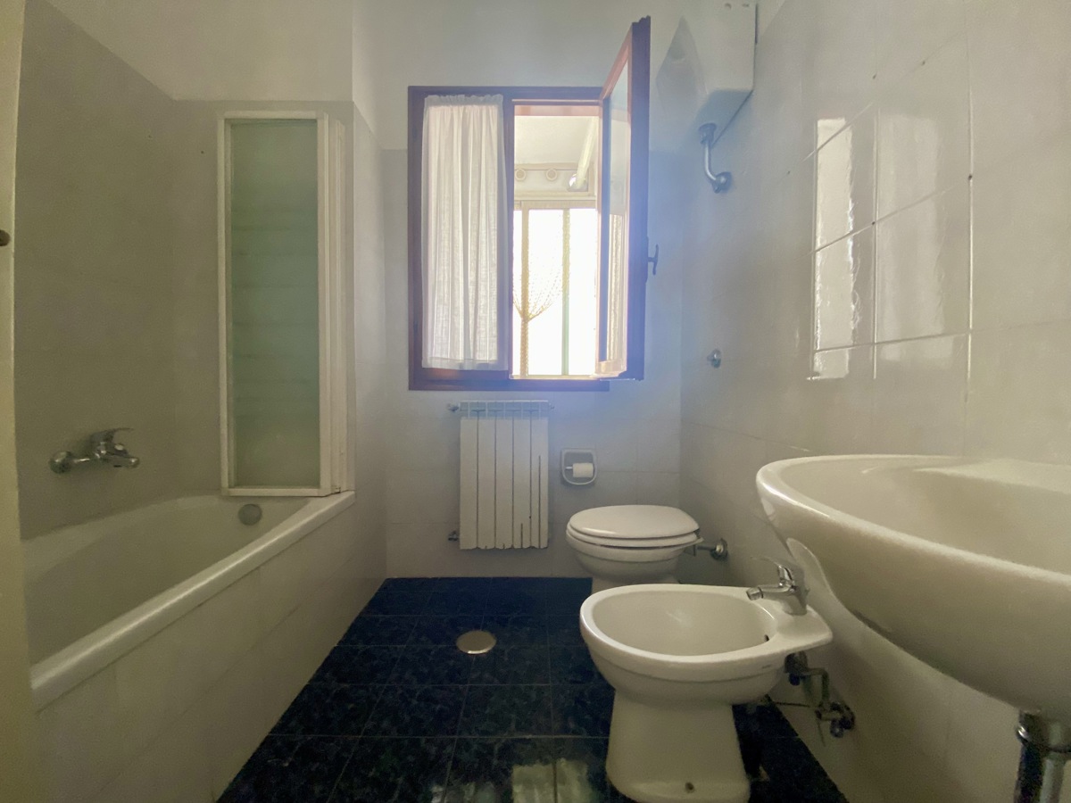 Foto 13 di 18 - Appartamento in vendita a Formia
