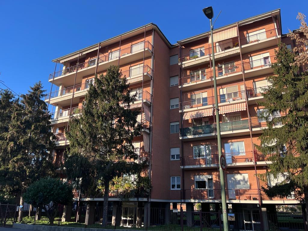 Foto 2 di 50 - Appartamento in vendita a Torino