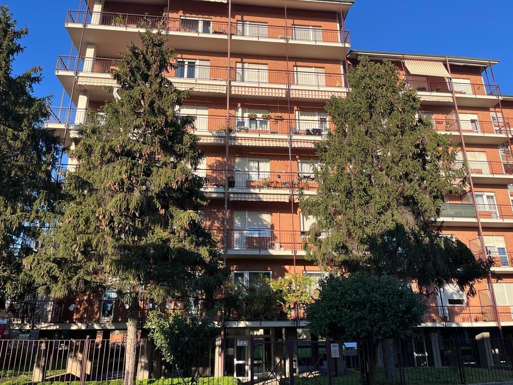 Foto 3 di 50 - Appartamento in vendita a Torino
