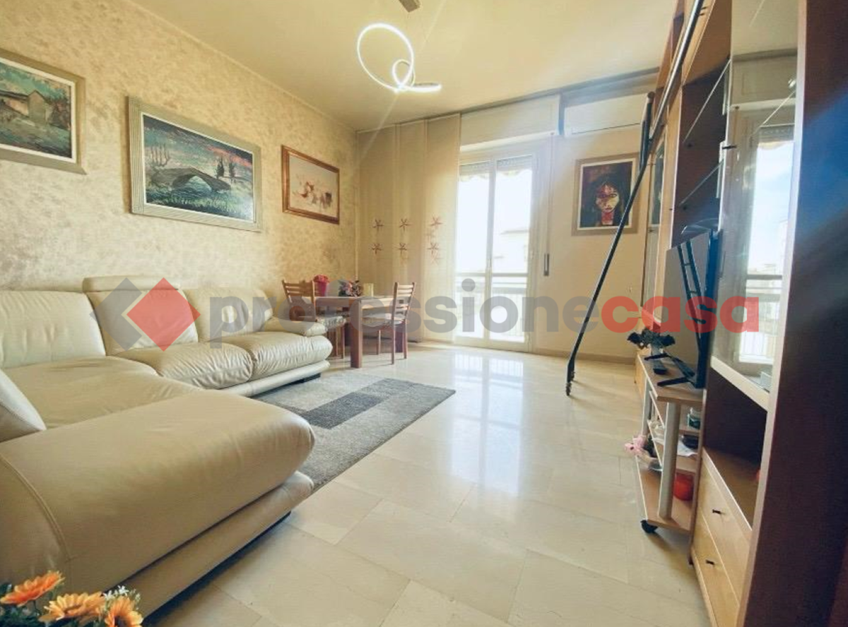 Foto 1 di 19 - Appartamento in vendita a Livorno