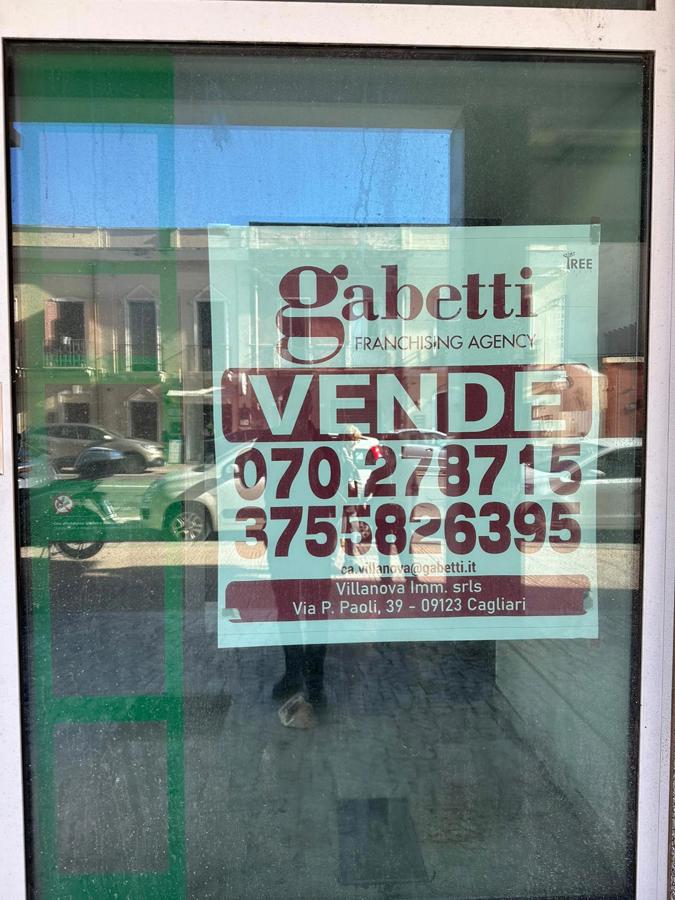 Negozio in vendita a Cagliari (CA)