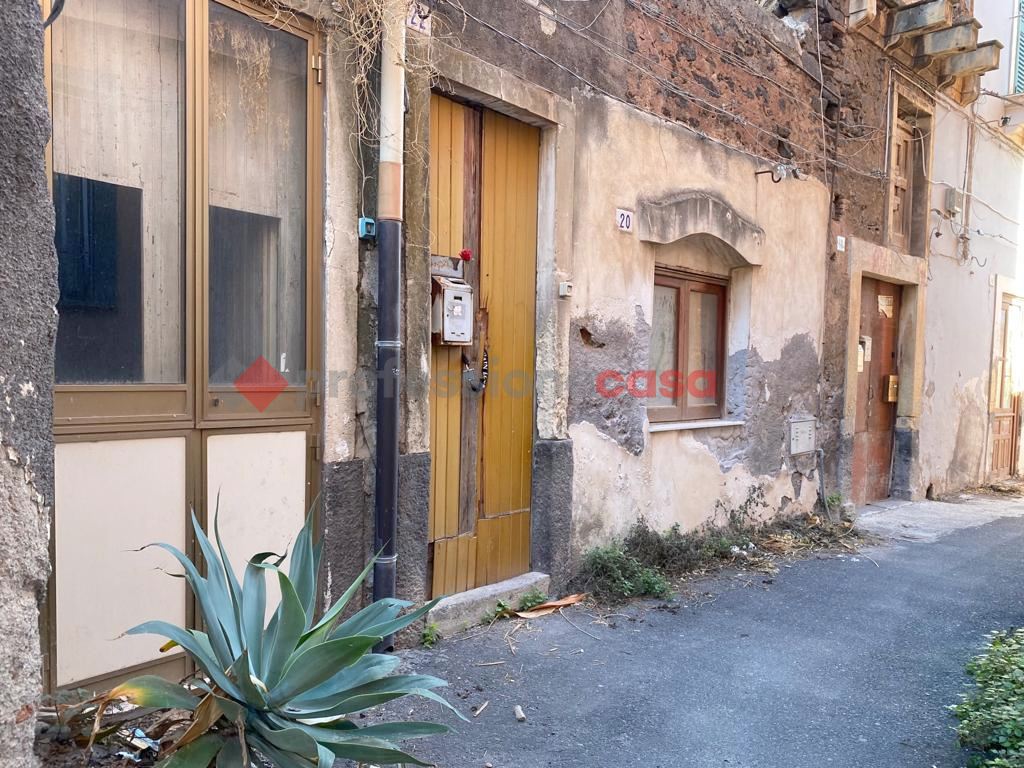 Casa indipendente in vendita a Catania (CT)