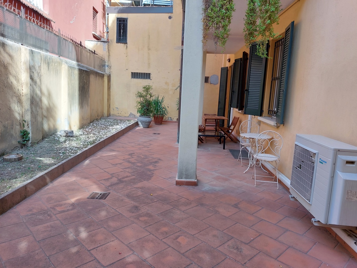 Foto 9 di 21 - Appartamento in affitto a Bologna