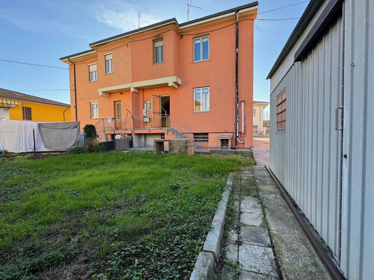 Foto 21 di 24 - Villa a schiera in vendita a Vigolzone