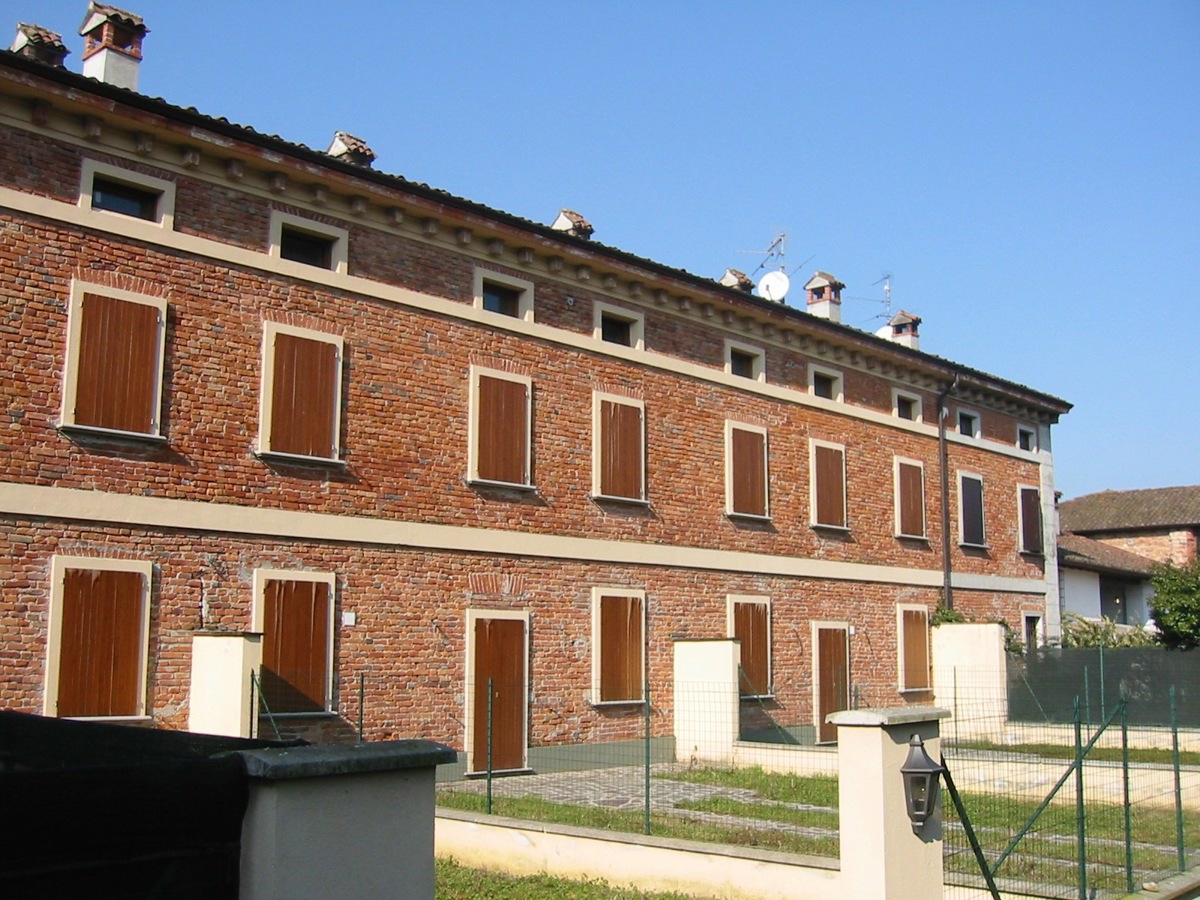 Foto 47 di 50 - Villa a schiera in vendita a Malagnino