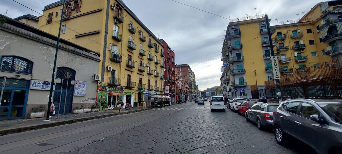 Foto 7 di 7 - Magazzino in vendita a Napoli
