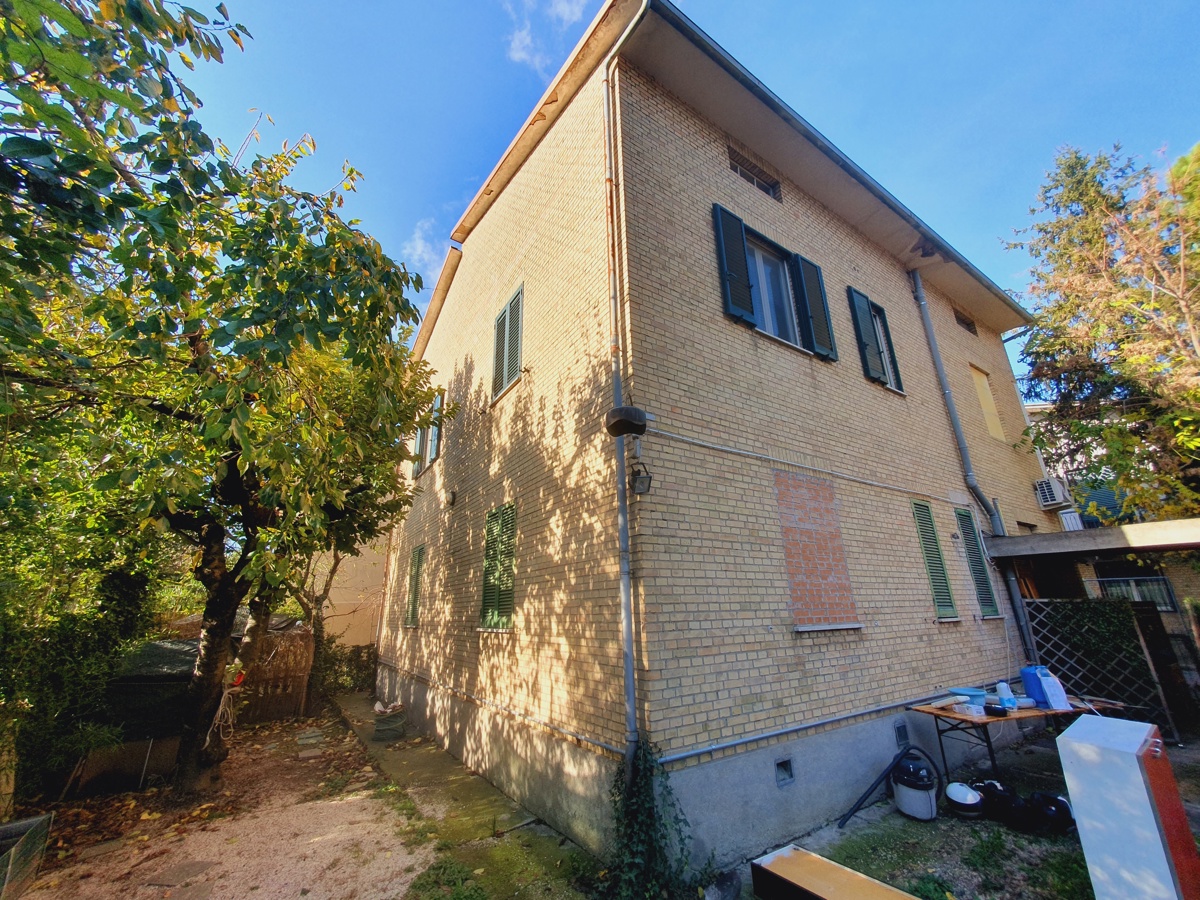 Foto 27 di 31 - Appartamento in vendita a Assisi