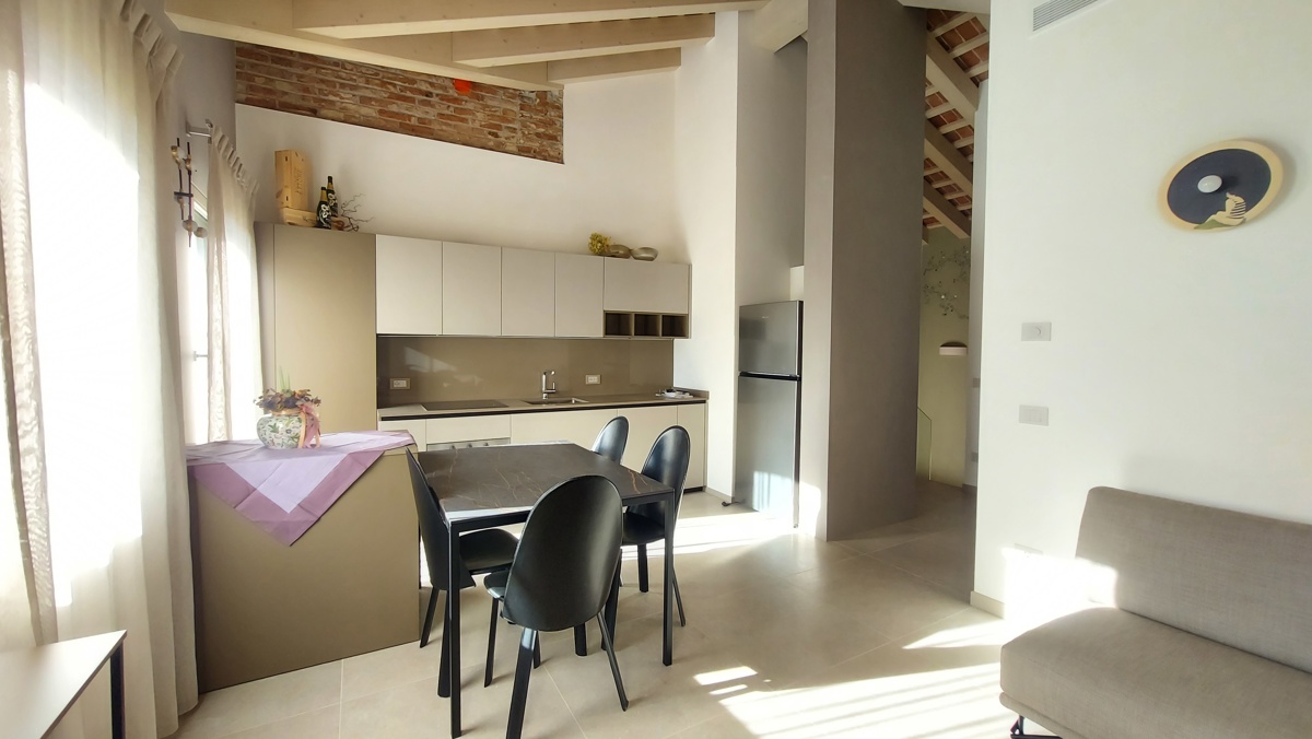 Foto 1 di 19 - Appartamento in affitto a Treviso
