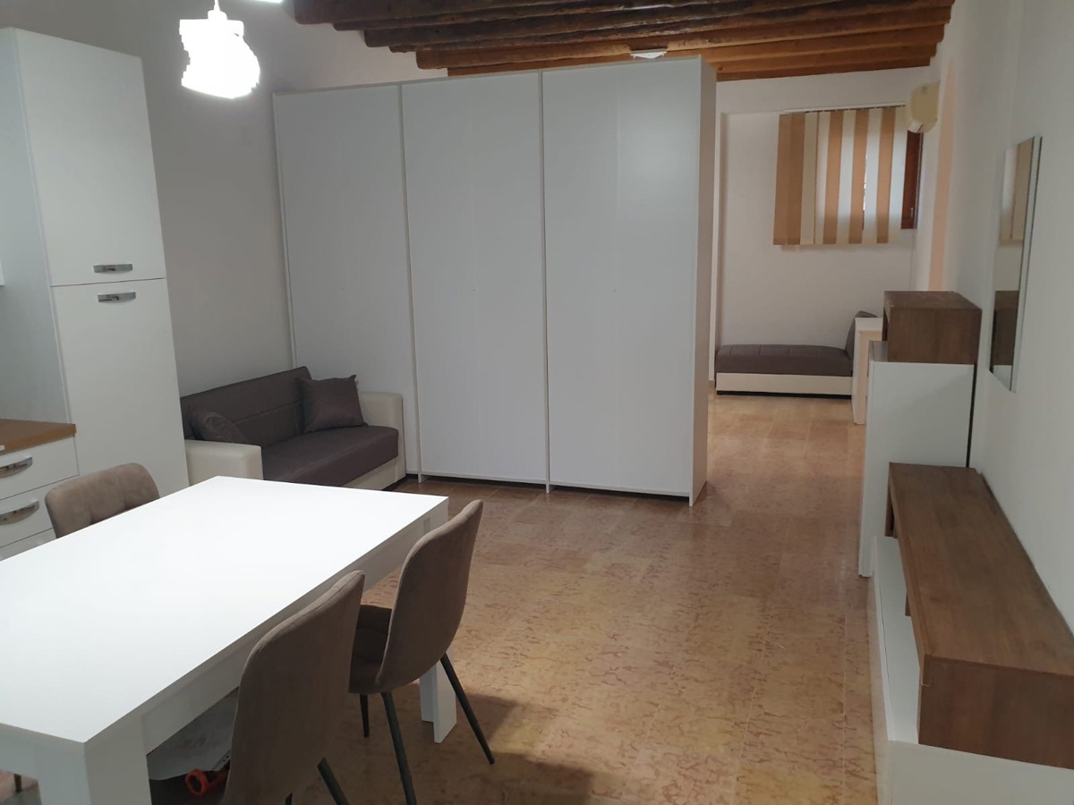 Foto 4 di 19 - Appartamento in vendita a Adria