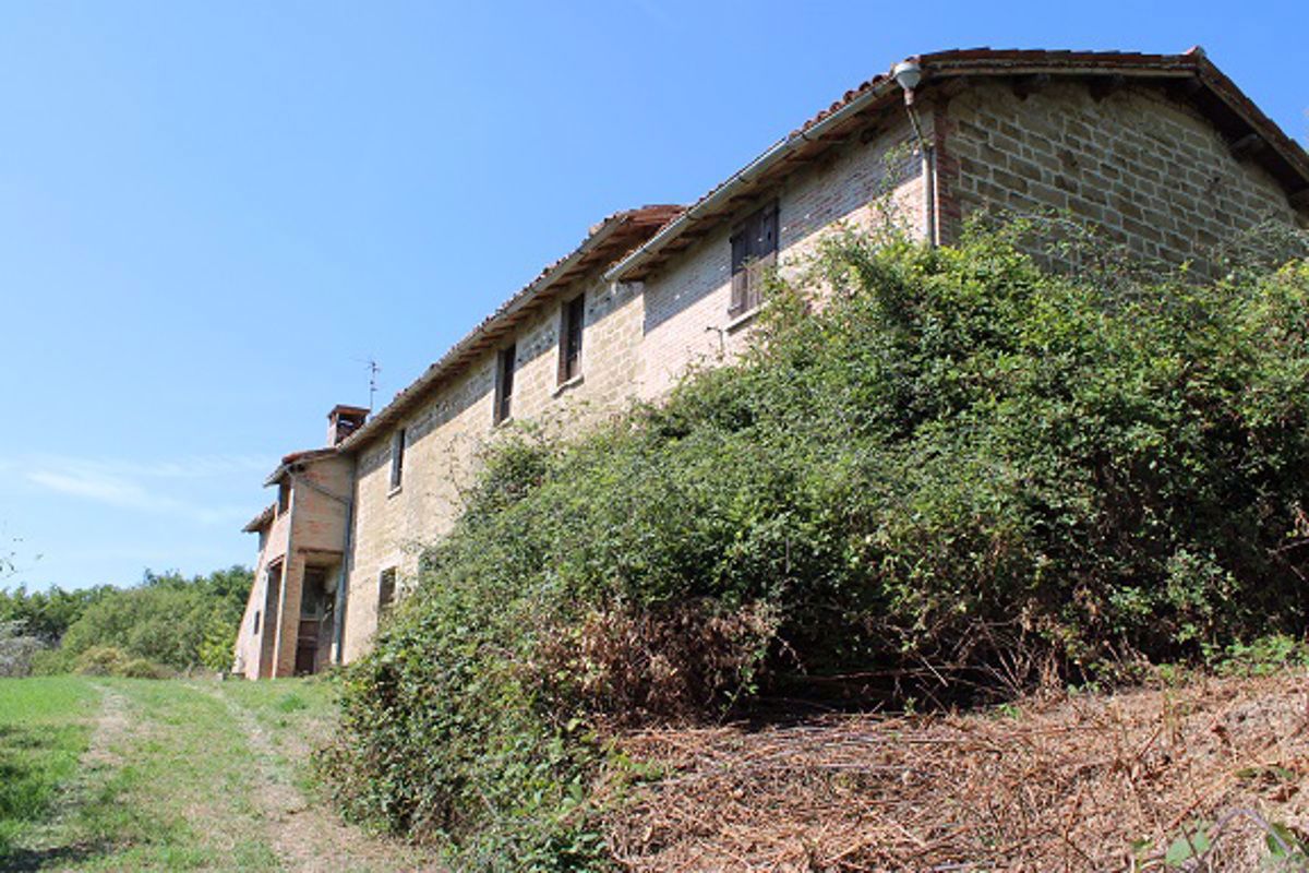 Foto 6 di 10 - Casa indipendente in vendita a Gubbio