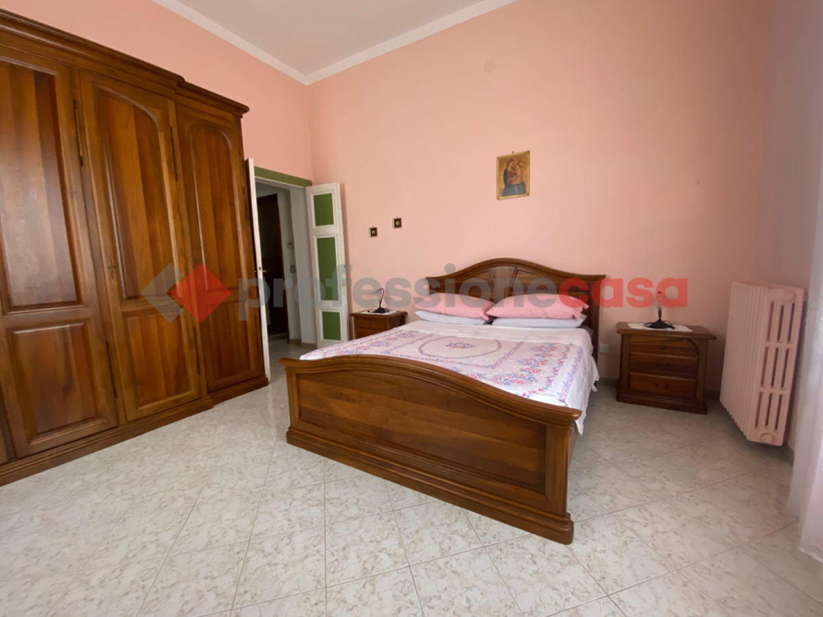 Foto 10 di 16 - Appartamento in vendita a Livorno