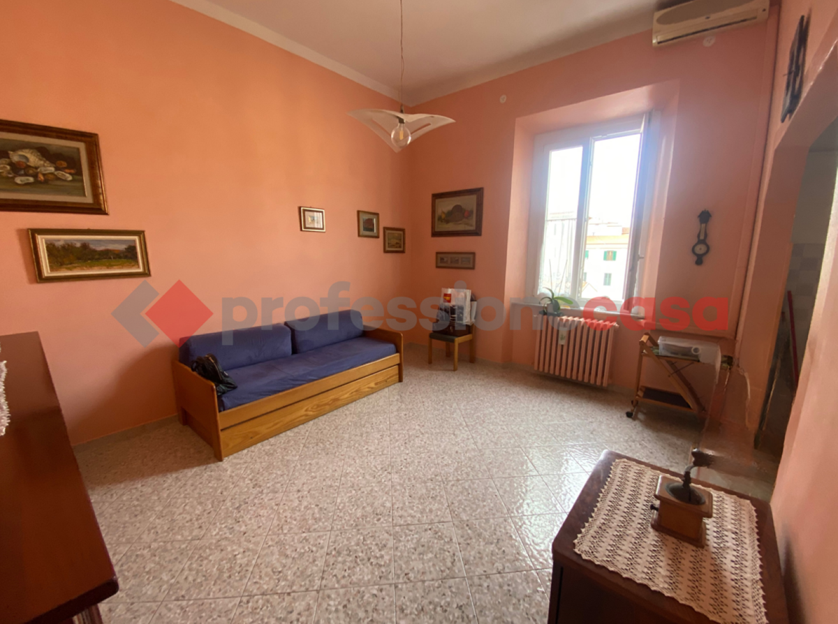 Foto 1 di 16 - Appartamento in vendita a Livorno