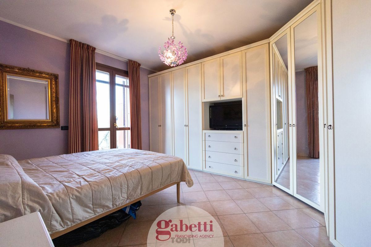 Foto 12 di 29 - Appartamento in vendita a Todi