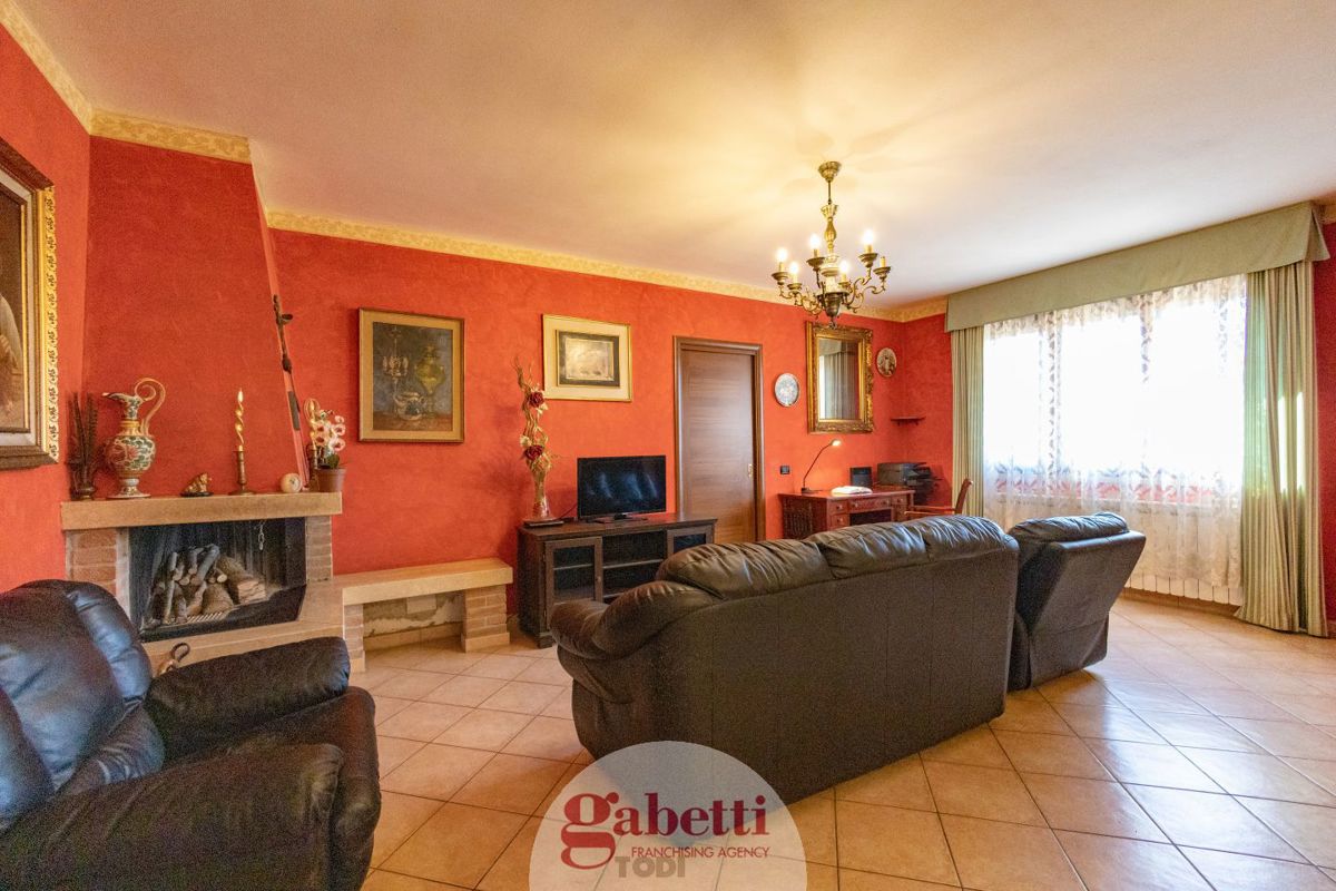 Foto 9 di 29 - Appartamento in vendita a Todi