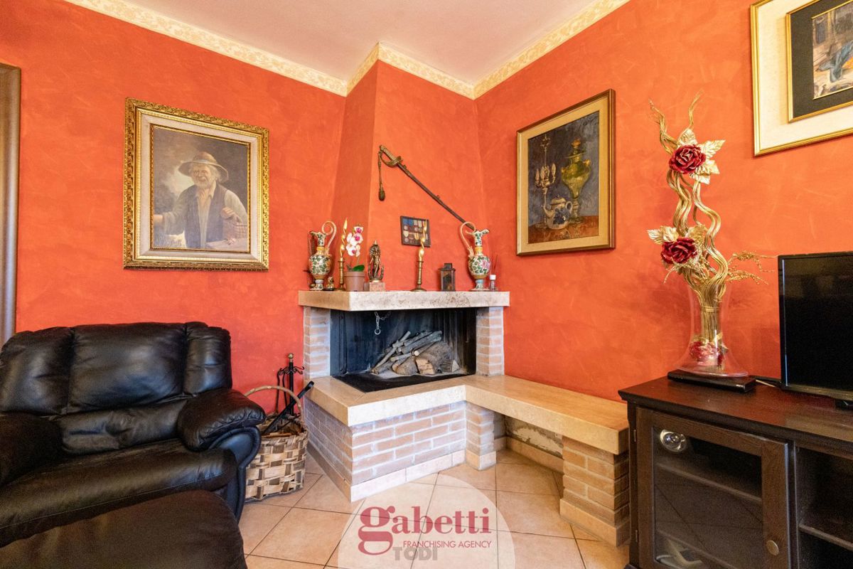 Foto 10 di 29 - Appartamento in vendita a Todi
