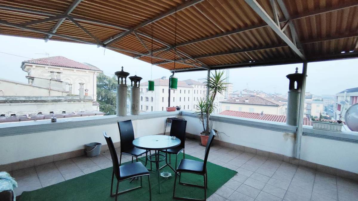 Foto 10 di 20 - Appartamento in vendita a Piacenza