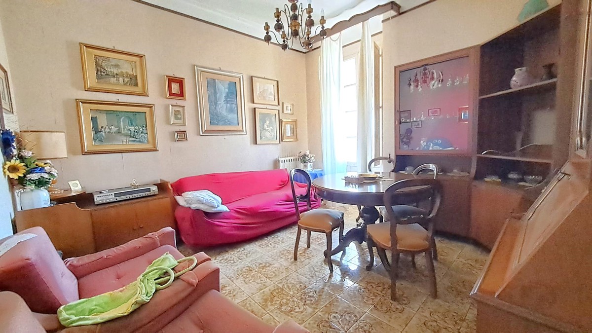 Foto 3 di 19 - Appartamento in vendita a Caltagirone
