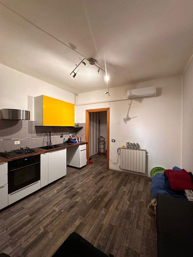 Foto 10 di 18 - Appartamento in vendita a Prato