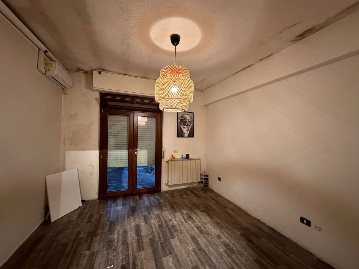 Foto 15 di 18 - Appartamento in vendita a Prato