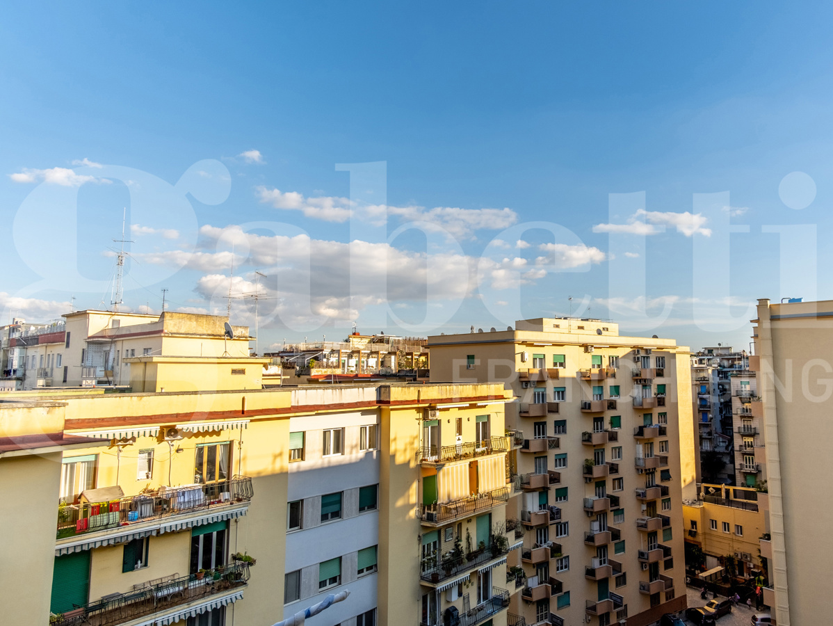 Foto 20 di 34 - Appartamento in vendita a Napoli
