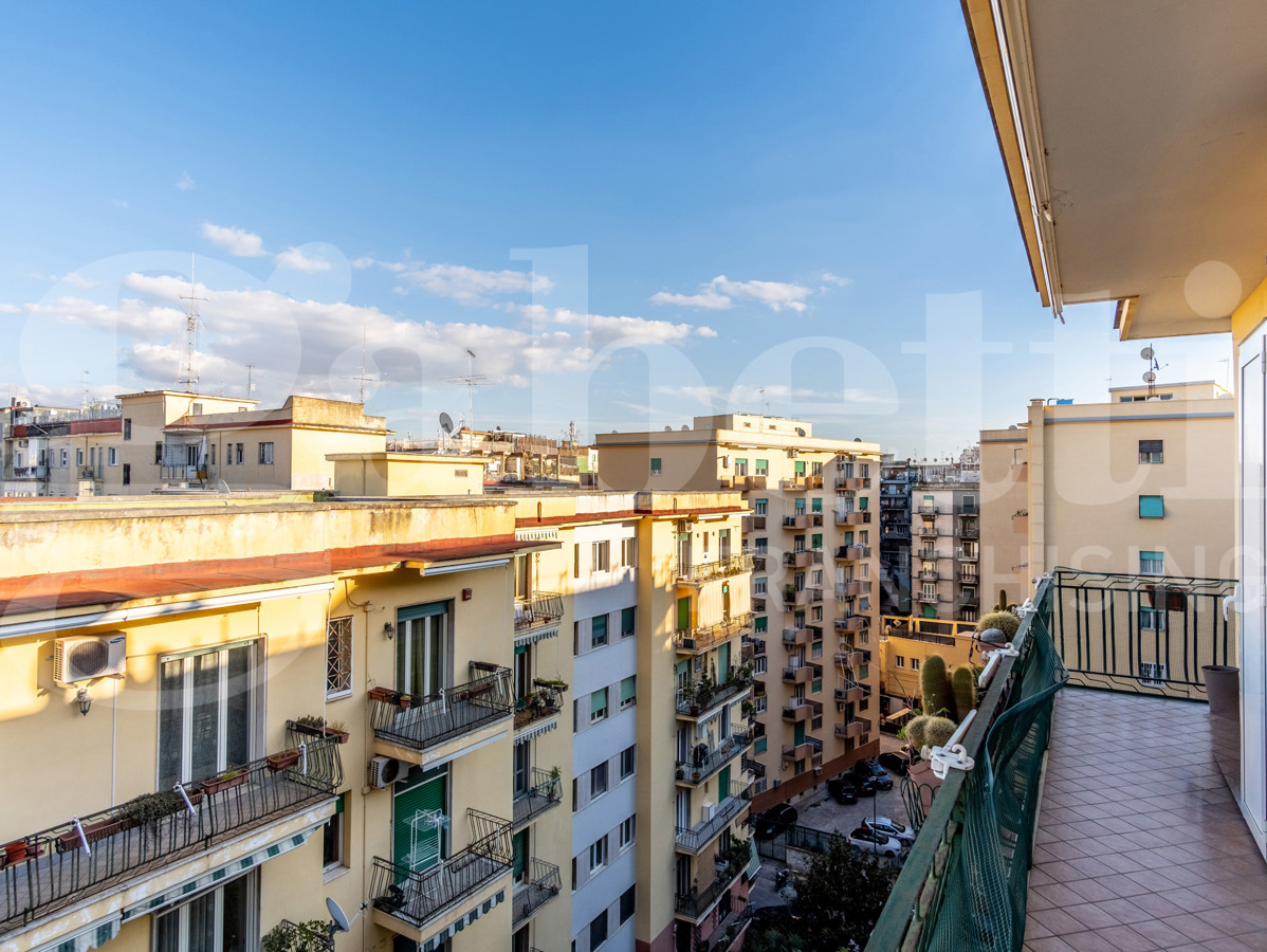 Foto 16 di 34 - Appartamento in vendita a Napoli